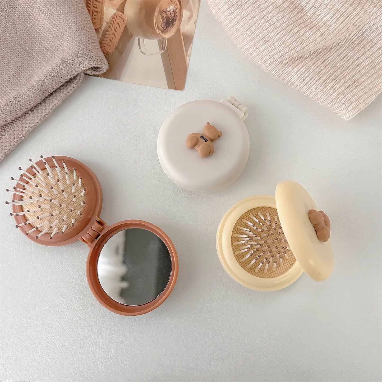 Mini Cute Foldable Head Massager Cartoon Air Bag Hair Comb Air Cushion Comb with Makeup Mirror Portable Hair Styling Comb Tools