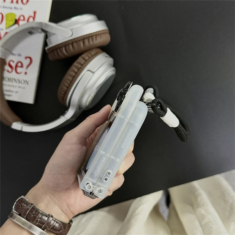 Korean Cute 3D Cat Phone Case For Samsung Galaxy Z Flip 6 5 4 Z Flip5 Flip6 Flip4 5G Cover with Hand Strap Pendant Silicone Capa