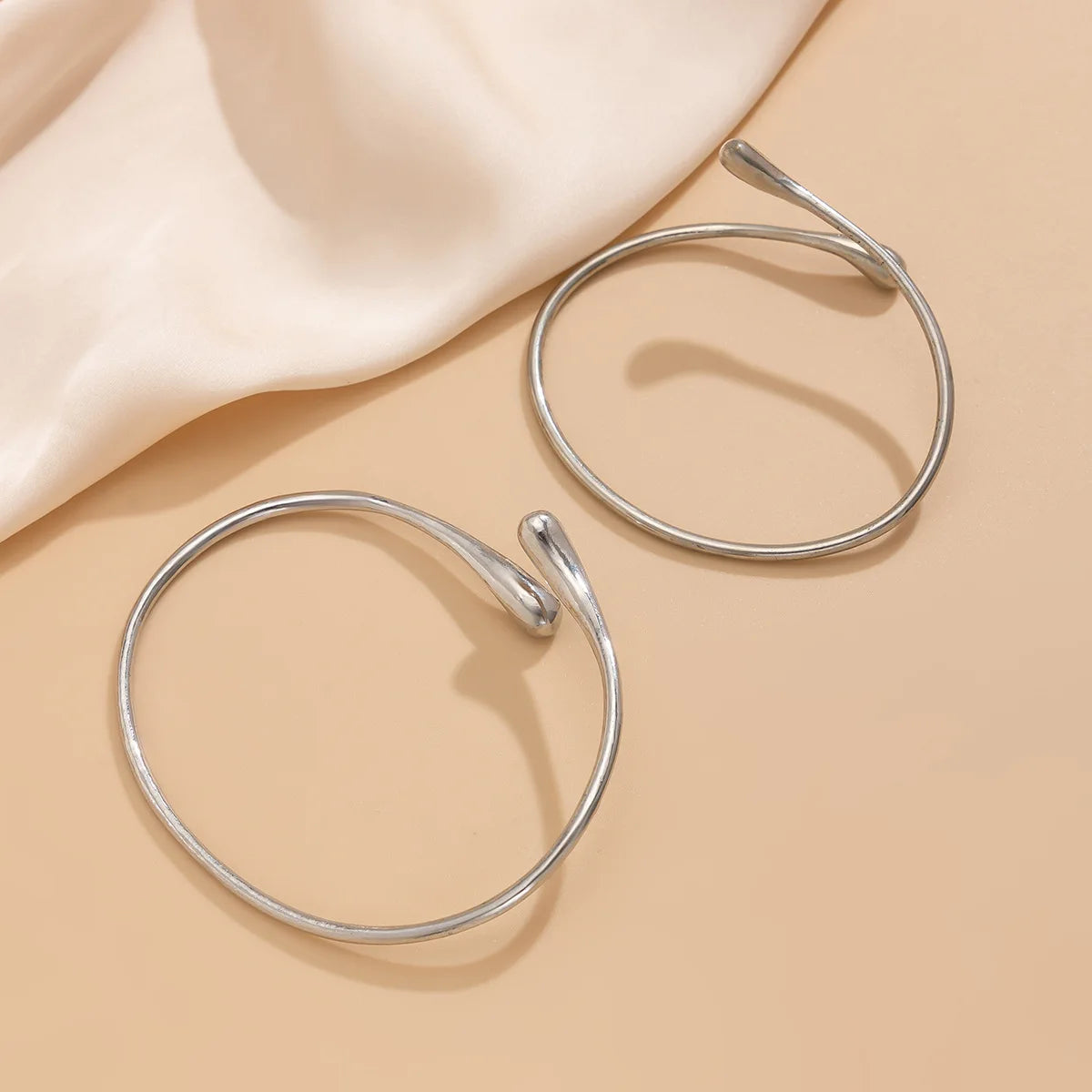 FTCY Vintage Simple Upper Arm Bracelet for Women Trendy Geometric Water Drop Shape Bangles Adjustable Women's Jewelry accessories