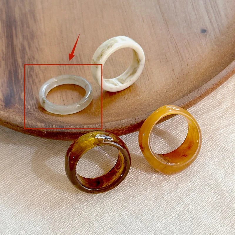 4Pcs Vintage Resin Irregular Geometry Ring Set For Women's Personalized Fashion Simple Acrylic Rings Hand Stackable Jewelry Gift
