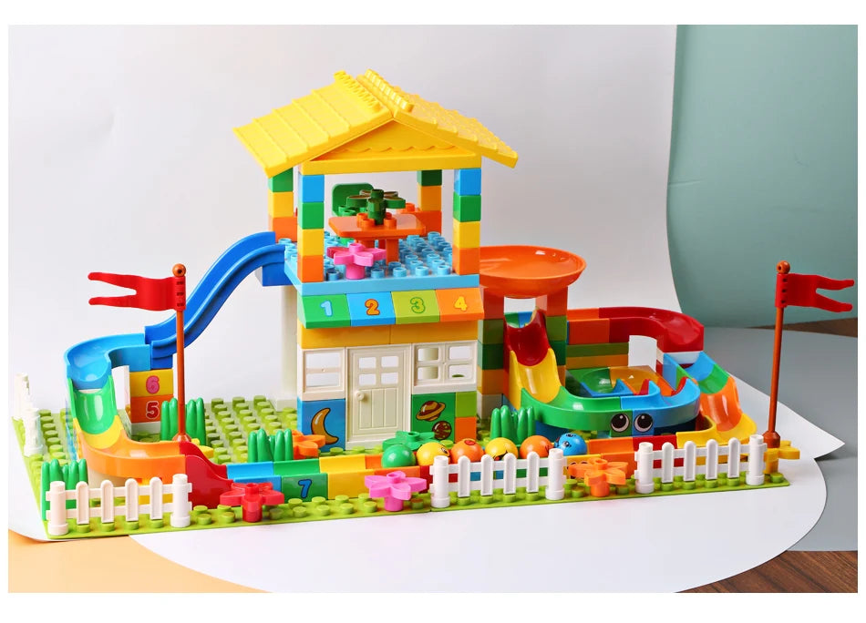 153PCS Big Particle Roof Blocks Compatible City House Big Size Slide Building Blocks Castle Brick Toys For Children