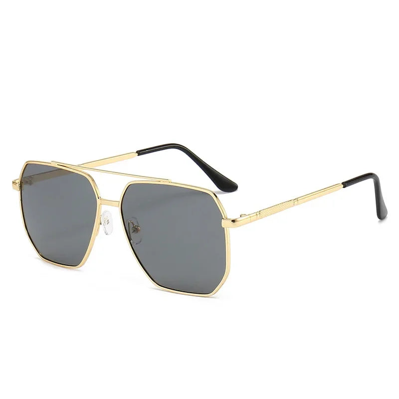 Classic Pilot Polarized Sunglasses Men Luxury Metal Black Aviation Sun Glasses Male Fashion Driving Vacation Shades UV400