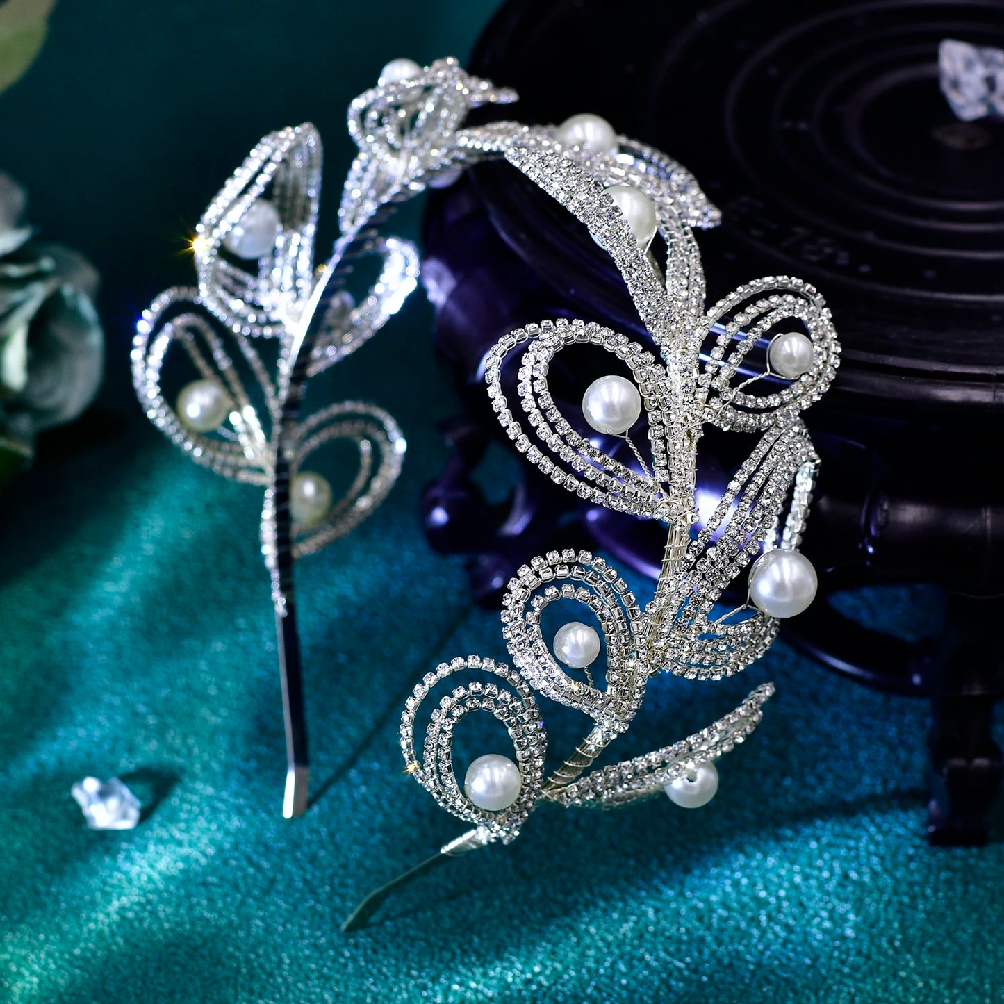 Wedding Hair Handmade Bride Rhinestone Headband Crown Tiaras Fashion Women Accessories Elegant Women Party Headdress HP649