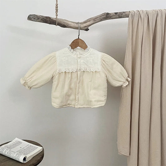 Baby Kleidung Stickerei Spitze Warme Mantel 2024 Winter Neue Mädchen Baby Prinzessin Stil Süße Nette Alle Spiel Baumwolle Gefütterte Jacke 
