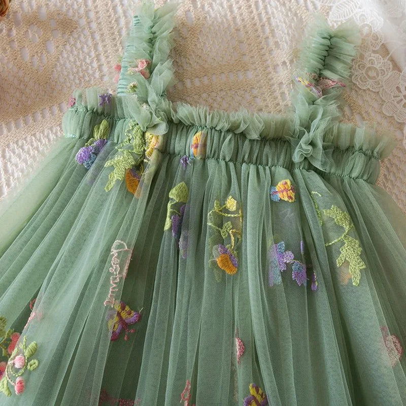 Girls' mesh dress summer baby girl covered in flower embroidery green suspender mesh, beach princess dress