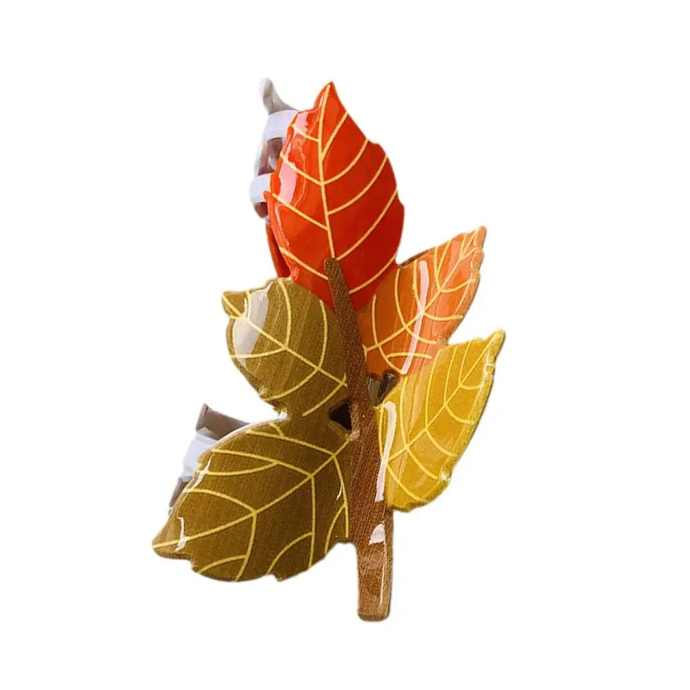 Autumn Leaf Shape Hair Claw Cartoon Forest Animal Squirrel Jaw Clips Clip Strong Hold Hair Hair Hair Nonslip Accessory Claw N1I2