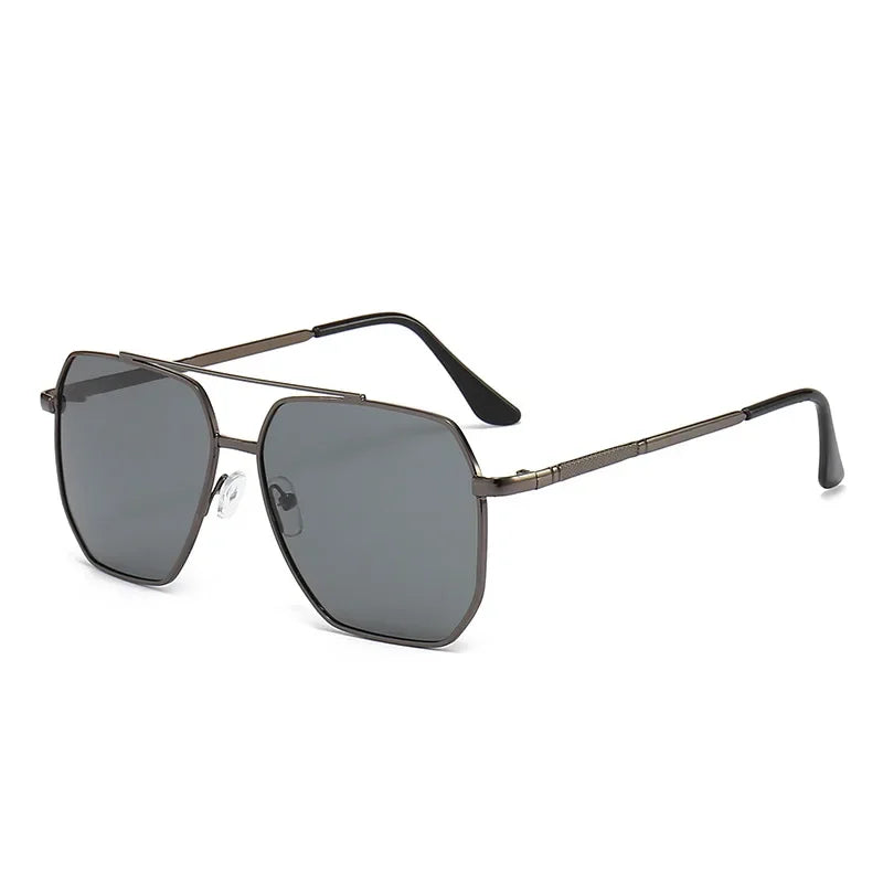 Classic Pilot Polarized Sunglasses Men Luxury Metal Black Aviation Sun Glasses Male Fashion Driving Vacation Shades UV400