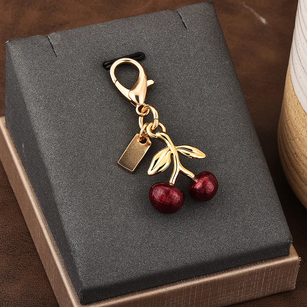 New Exquisite High-end Bear Cherry heart-shaped For Women Y2k Bag Pendant CarKey Chains Jewelry Gift DecorationAccessories