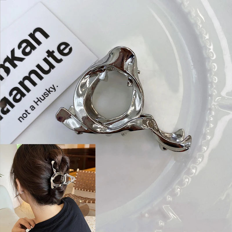 Classic Mini Geometric Love Hair Grab Barrettes Women Vintage Small Hair Claws Shark Clip Kid Headwear Korean Hair Accessories