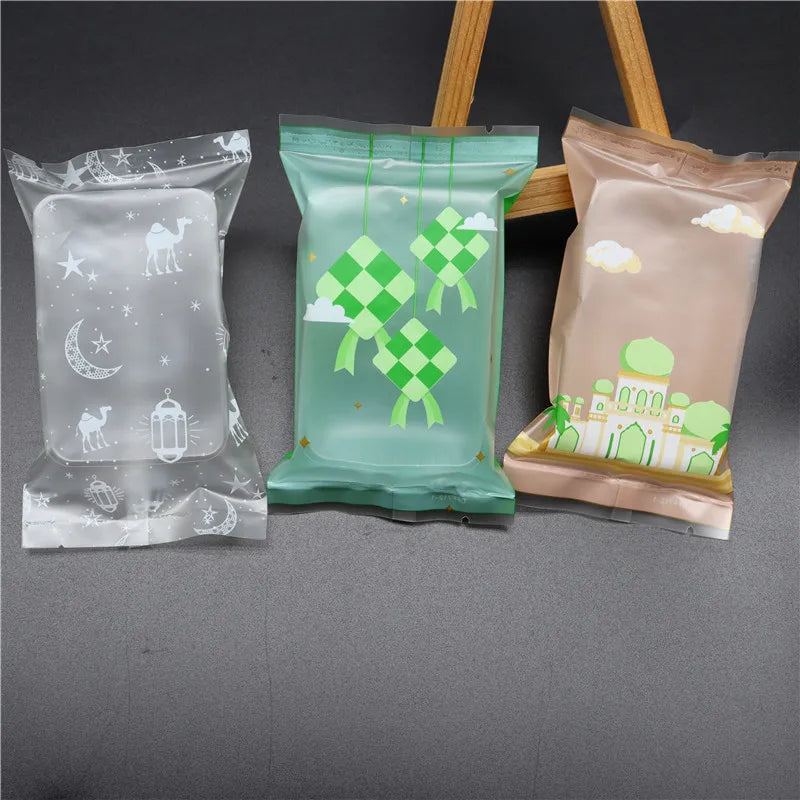 100PCS Eid Mubarak Plastic Candy Gift Bag Camel Moon Castle Cookie Bags Ramadan Kareem Decoration Islamic Muslim Party Supplies