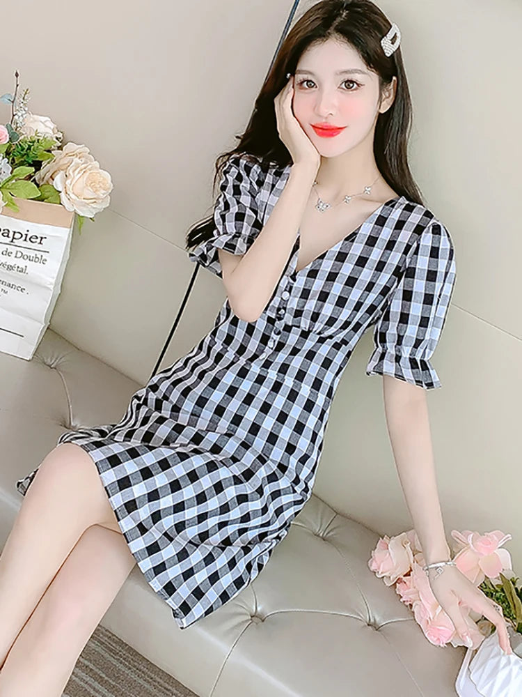 Summer Plaid Puff Sleeve V-Neck Midi Dress Women Fashion Bodycon Chic A-Line Dress 2024 Korean Elegant Casual Festival Vestidos