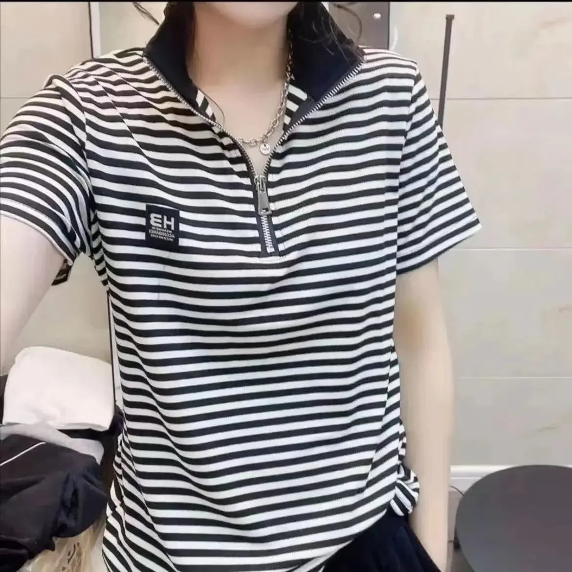 T-shirt Woman Short Sleeve Tee Clothing Green Polo Neck Shirts for Women Tops White Korean Style Polyester Luxury High Quality V clothes