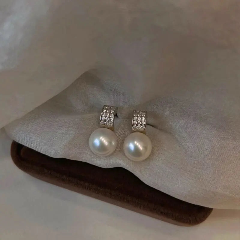 Girls 925 Sterling Silver French Temperament Geometric CZ Pearl Stud Earrings For Women Girls Wedding Party Jewelry