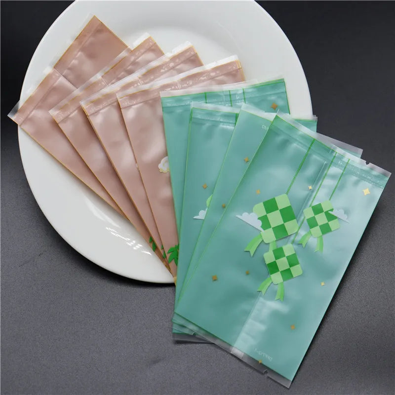 100PCS Eid Mubarak Plastic Candy Gift Bag Camel Moon Castle Cookie Bags Ramadan Kareem Decoration Islamic Muslim Party Supplies